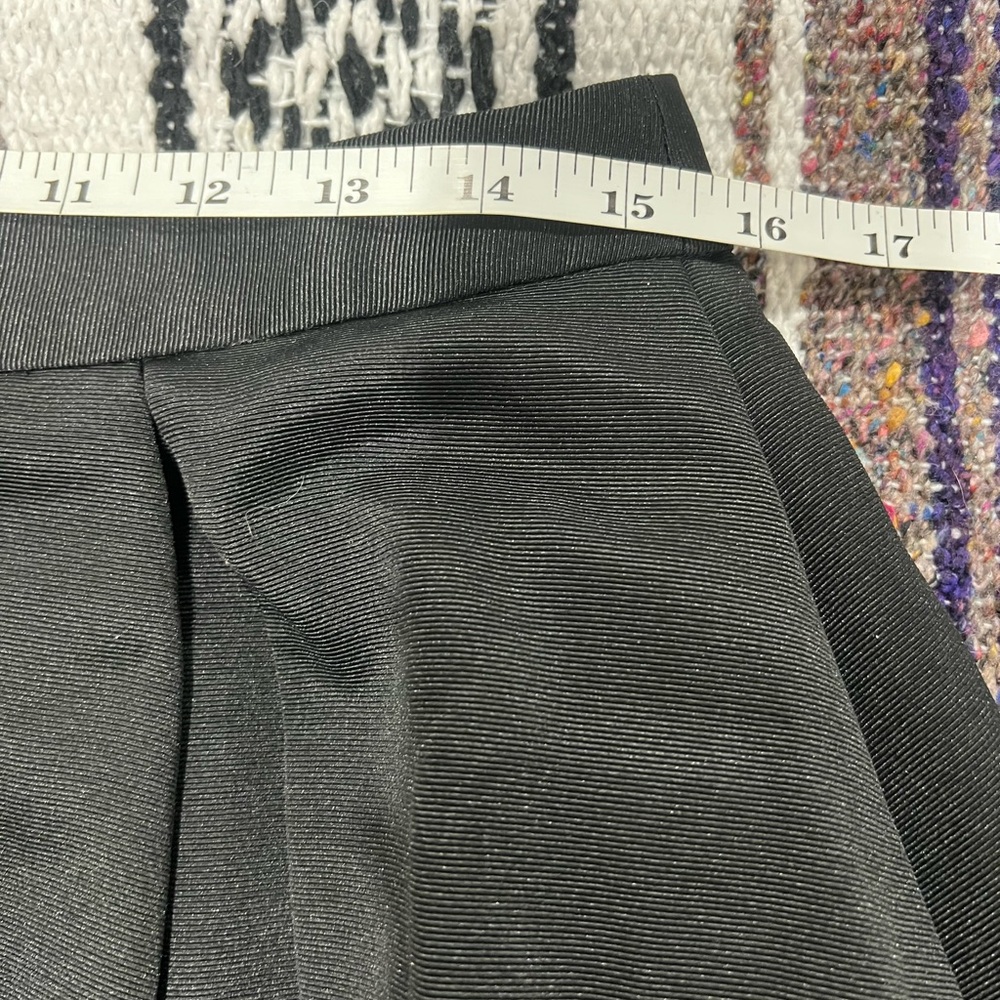 Express Flare Mesh Panel Skirt - Picture 6 of 8